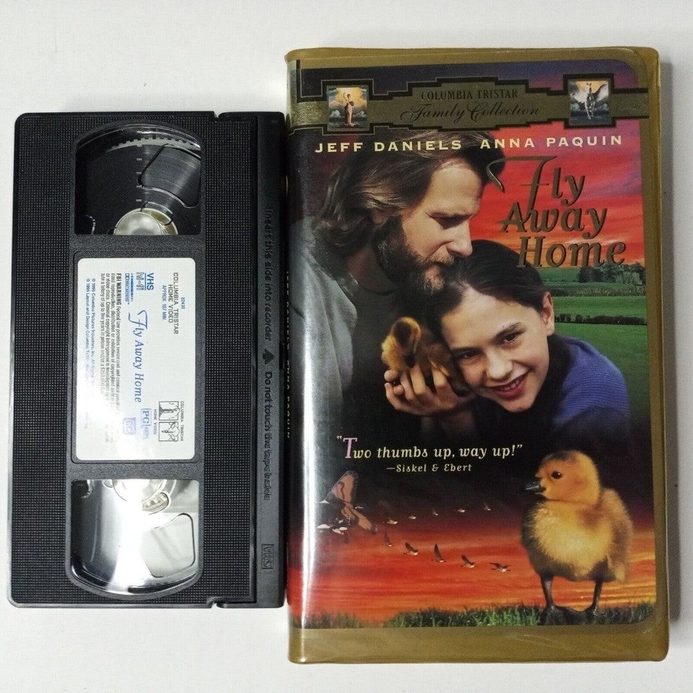 Fly Away Home (VHS, 1997, Closed Captioned Clam Shell Case)